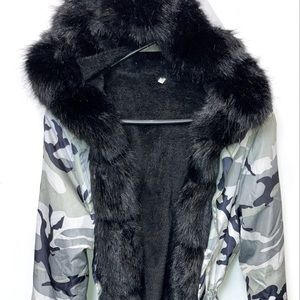Women’s army print coat